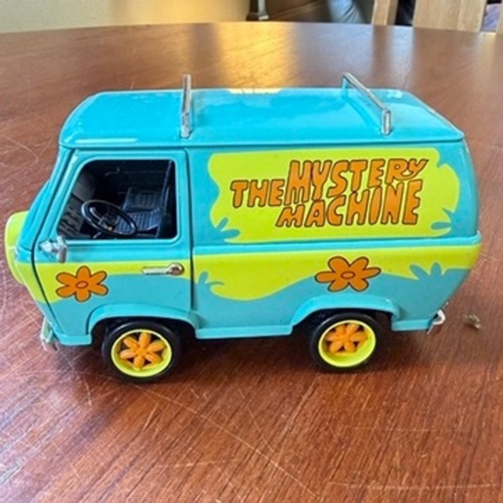 Jada Toys Scooby-Doo The Mystery Machine 1:24 Die-Cast Van Teal Green Nostalgia